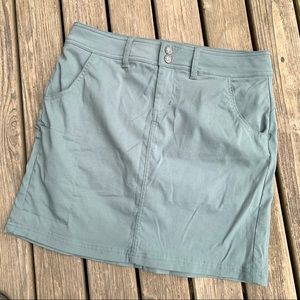 PrAna skirt with built in shorts